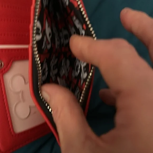 Loungefly Mickey Mouse Wallet - Picture 4 of 4